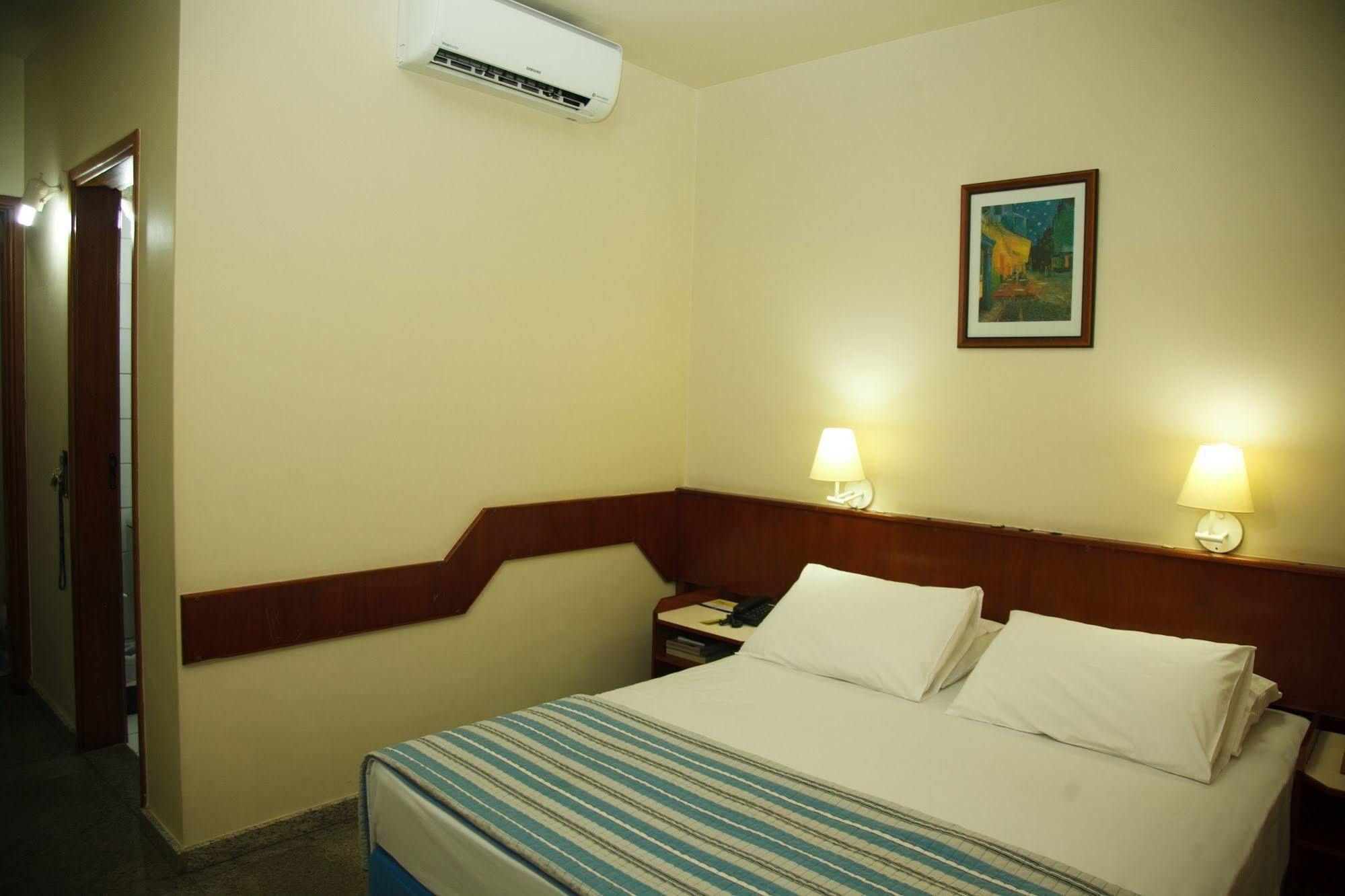 Villalba Hotel Uberlândia Екстериор снимка