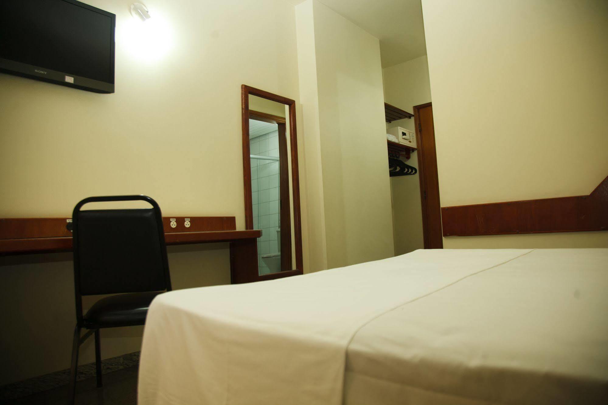 Villalba Hotel Uberlândia Екстериор снимка